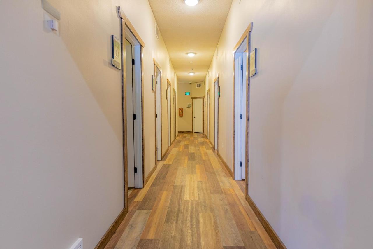 Pintler'S Portal Hostel أناكوندا المظهر الخارجي الصورة