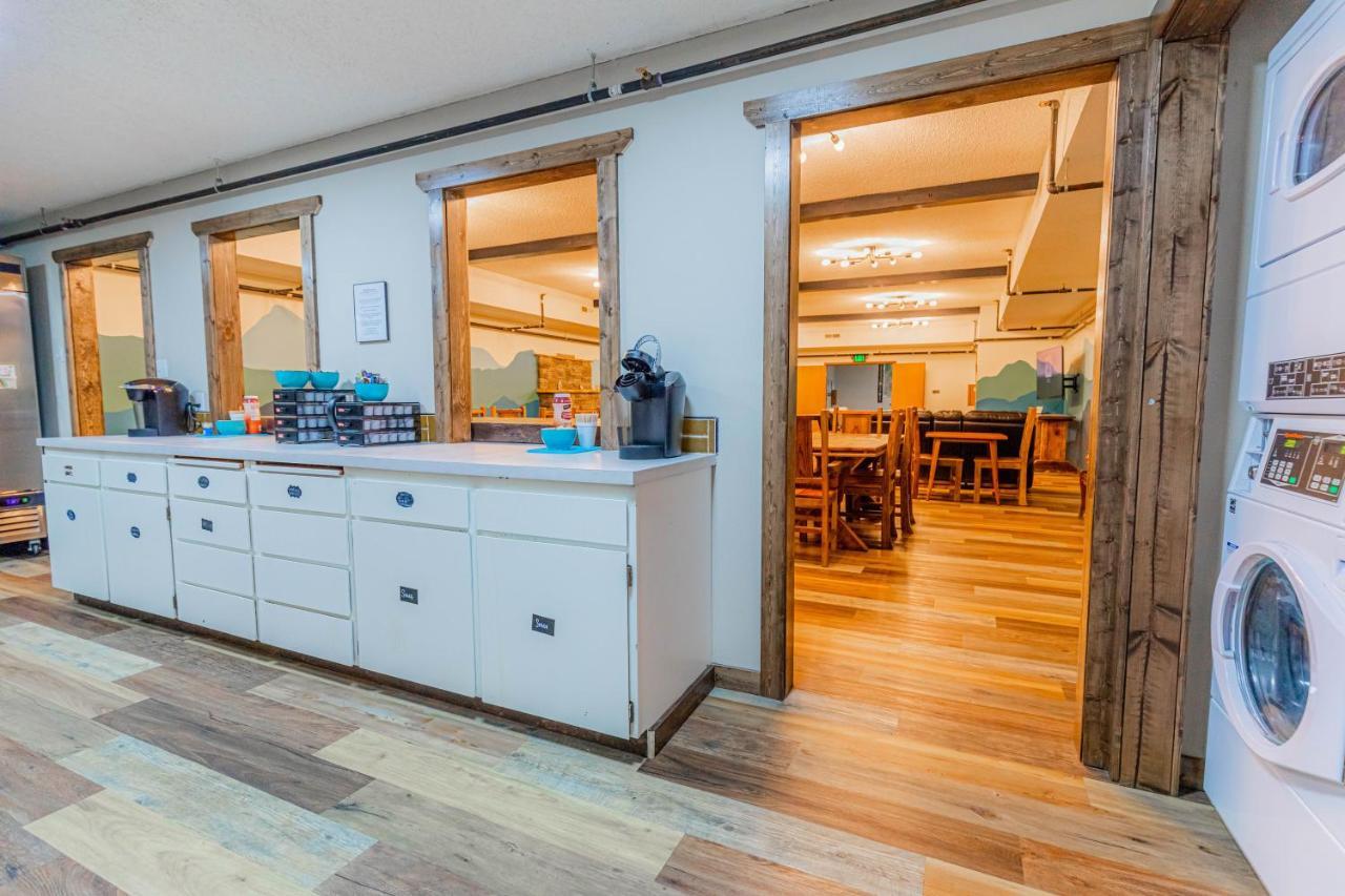 Pintler'S Portal Hostel أناكوندا المظهر الخارجي الصورة