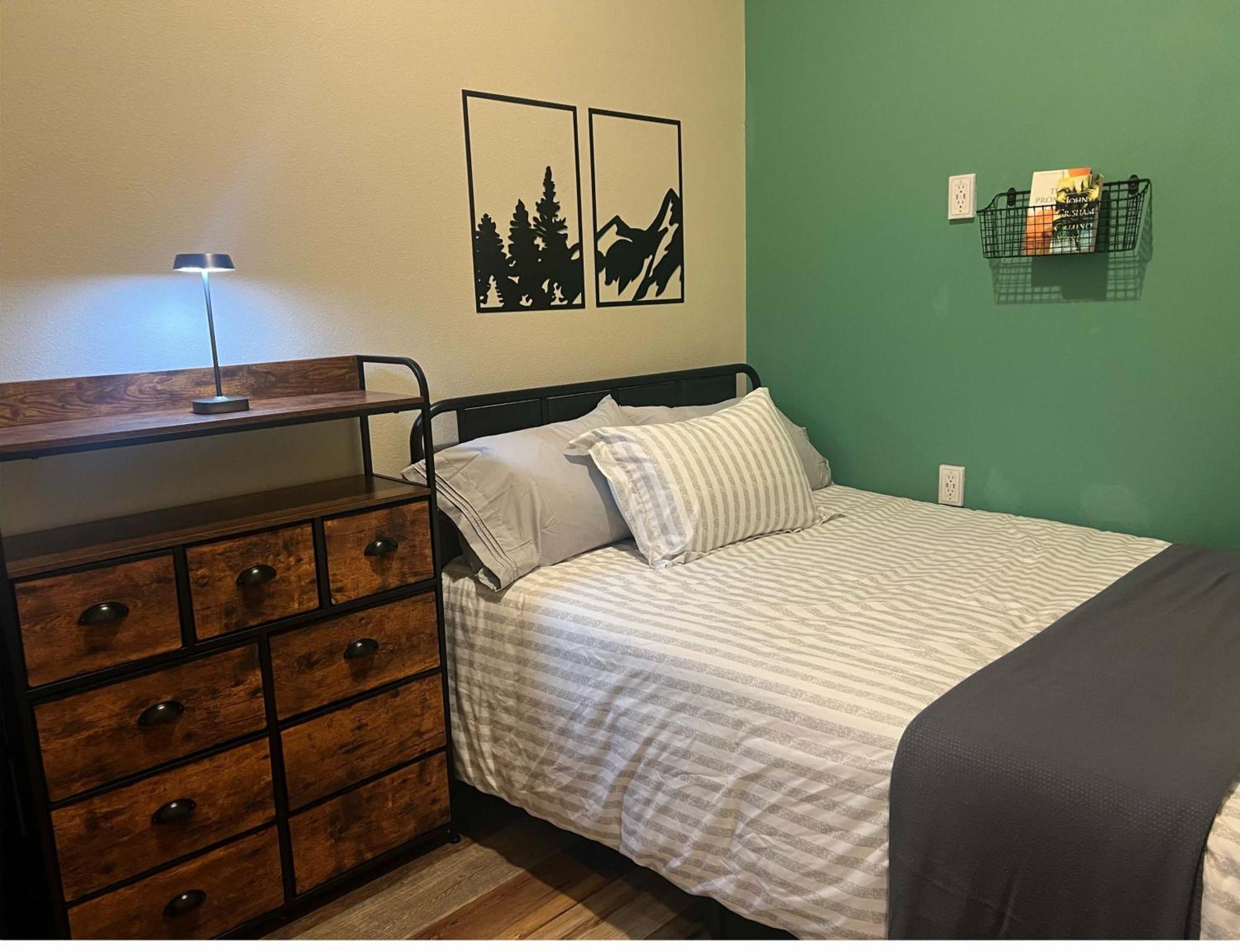 Pintler'S Portal Hostel أناكوندا المظهر الخارجي الصورة